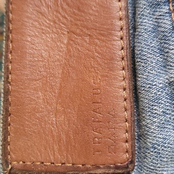 Zara Embroidered Distress/Destroy Denim Shorts - Picture 8 of 9